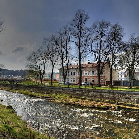 Apartmany Trutnov Promenada Bagian luar foto